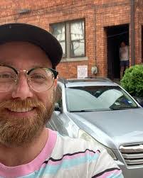 Herman Kron's Instagram, Twitter & Facebook