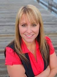 Amy Royal's Instagram, Twitter & Facebook