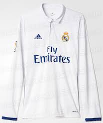 Vença a liga dos campeões da uefa, a liga ou a supertaça jogando com o real madrid, a equipe galáctica que acumula dezenas de troféus. Le Maillot Du Real Madrid Domicile Saison 2016 2017 Devoile Goal Com