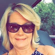 Faye Suggs's Instagram, Twitter & Facebook