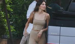 Amateur, fetish, public, pornstar, teen, hd tags: Camel Toe Page 3 Of 17 The Nip Slip