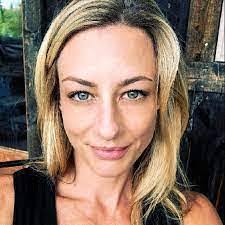 Tara Doggett's Instagram, Twitter & Facebook