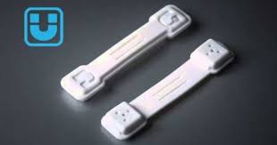 Meet Cloop Your Handy Magnetic Cable Tie Cable Tie Tangled Headphones Cable