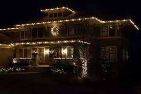 Red Green And White Christmas Lights Love The Green Red White Christmas Light Pattern White Christmas Lights Christmas House Lights Outdoor Christmas Lights