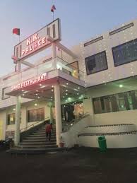 See more of the palace hotel kota kinabalu on facebook. A Hotel Com Kk Palace Hotel Khurai Indien Preis Bewertungen Reservierung Kontakt