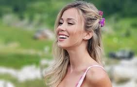 Diletta leotta biography diletta leotta's early life & career. Instagram Crush Diletta Leotta 23 Photos Suburban Men
