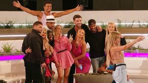 Love island (stylized as love island and also known as love island usa outside of the u.s.) is an american dating reality show based on the british series love island.the series was announced and commissioned on august 8, 2018, by cbs.it premiered on july 9, 2019, on cbs. 45chykjszn3ham