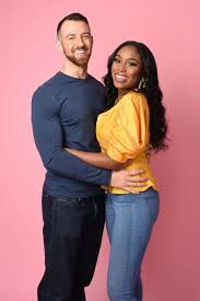 Lauren And Cameron From Love Is Blind Shared How They Practice Empathy In An Interracial Relationshi In 2020 Bwwm Couples Interacial Couples Interracial Couples Bwwm