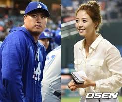 그는 류현진과 배지현, 그리고 야구해설가 정민철을 고깃집에서 만났다고 입을 열었습니다. ë¥˜í˜„ì§„ ë°°ì§€í˜„ ì°©í•˜ë‹¤ ì—´ì•  ì'ì›í•´ë‹¬ë¼ ë¨¸ë‹ˆíˆ¬ë°ì´