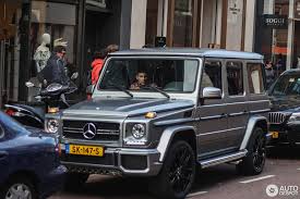 Volgens mij is dat niet echt iets wat je zegt op een eerste date. Lil Kleine En Boef Op Pad In De G 63 Amg