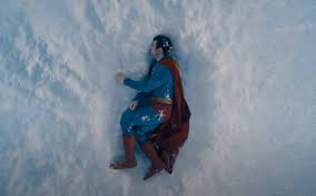 Perché se Superman nel 2025 torna a indossare i “mutandoni” non è un  problema | GQ Italia