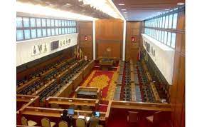 Dewan rakyat mempunyai ahli seramai 219 orang yang mewakili semua kawasan pilihanraya di seluruh negara malaysia. Sistem Pemerintahan Negara Dewan Negara Dan Dewan Rakyat