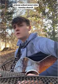 She comes from silver spoon” @The Red Clay Strays #wonderingwhy  #countrymusic #cover #redclaystrays