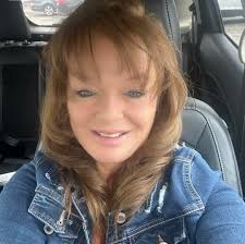 Requirements to run for commissioner in Columbia County?