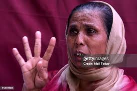 382 Terrified Mom Stock Photos, High-Res Pictures, and Images