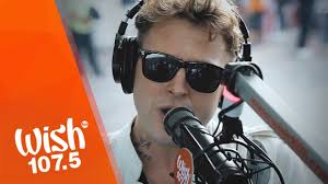 Hangar 18 performs "Rainy Day" LIVE