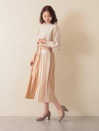 女性らしさを引き出してくれるロングスカートで女っぽさ底上げコーディーネート | 洋服アレコレ