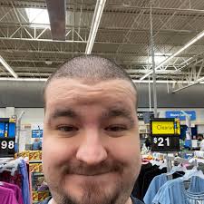 Dragonite or Goodra for Ash team?