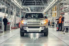 Imx.to ls 22 на nodesearch. Inside Land Rover S Defender Factory Car Magazine
