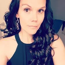 Shannon Mcneely's Instagram, Twitter & Facebook