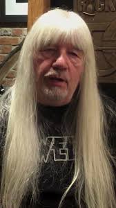 Andy Scott introducing a rare Sweet clip. Head over to the channel to watch  it! #sweet #throwback