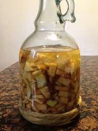 Maybe you would like to learn more about one of these? Liquore Alle Mele Cotogne Incomincio Dal Crostino