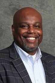 Shareef Walker's Instagram, Twitter & Facebook