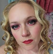 Jennifer Collie's Instagram, Twitter & Facebook