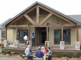 Über 80% neue produkte zum festpreis. 46 Front Porch Roof Ideas House Exterior House With Porch Porch Roof