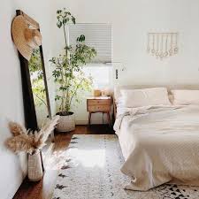 If you still don't believe me, here are 20 lovely rustic bedroom decor ideas that may just inspire you to go country chic as well. 20 Beautiful Shabby Chic Bedroom Decor Ideas Designs In 2021