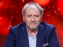Andrzej grabowski, jagiellonian university, department of legal theory, faculty of law, faculty member. Koronawirus Zmienil Grabowskiego Gwiazdor Okropnie Zarosl Super Express Wiadomosci Polityka Sport