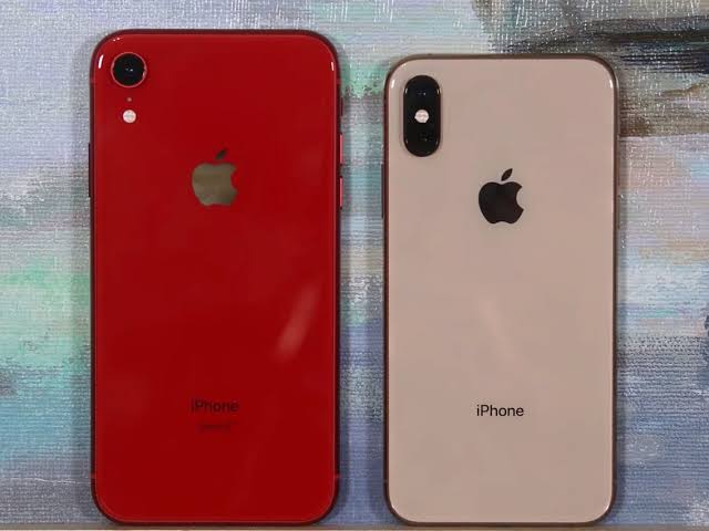 Image result for iphone xs xr pics"