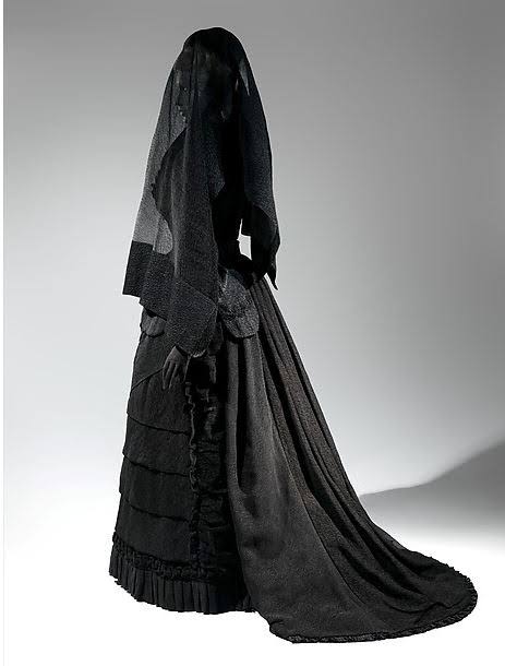 Creature Feature: The Woman in Black of New Orleans - Haunted Ohio Books