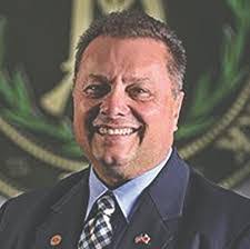 Lenore Russo's Instagram, Twitter & Facebook