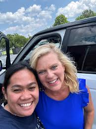 Ephesus elementary's new principal gets library card