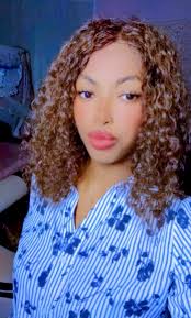 Joyeux anniversaire Zokiko tiako ♥️ Patronne nah ❤️😍izy olo araiky tia zah  😍na dia maditry2 ndraik2 ☺️masiaka be ronono olo tsotra hely zay misaotra  misy janjy e 🥺🥺❤️ Tsy lava raha volagnigny