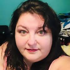 Here goes nothing ... trialing the temu car tailgate tent... don't know how  waterproof it is now tbh..