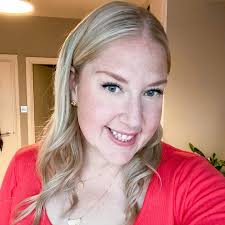 Kate Barron's Instagram, Twitter & Facebook