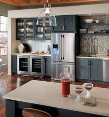 Internal hardware is sturdy, without looking clunky. Starmark Cabinetry Reviews Honest Reviews Of Starmark Cabinets Kitchen Cabinet Reviews