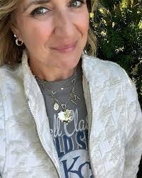 Latisha Waggoner's Instagram, Twitter & Facebook