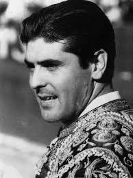 La danza de los taurinos. Se fue Ostos en Colombia cuando la nación  resucita taurinamente