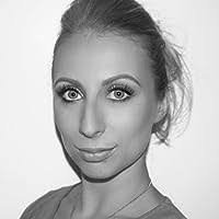 Sandra Legge's Instagram, Twitter & Facebook