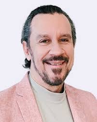 Derek Conliffe's Instagram, Twitter & Facebook