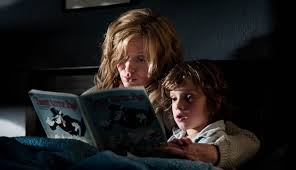 Ricordo solo il finale dove un bambino scomparso viene ritrovato su un palazzo o un grattacielo dal padre o da un detective. Dieci Film Horror Spaventosi In Cui Nessuno Muore Film It