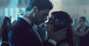 Massimo es miembro de la mafia siciliana y laura es una directora de ventas. Was Erwartet Uns Im Sequel Von 365 Tage