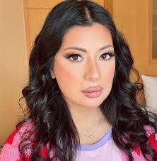 Miranda Sierra's Instagram, Twitter & Facebook