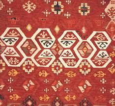 Le mode d'entretien adapté pour nettoyer cette décoration en laine est l'aspirateur de puissance 800 watt au maximum, sans brosse, afin d'éviter d'arracher les fils. Services Et Conseils