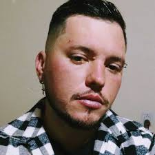 La vida te enseña ser debil,pero no ahí que ser fuerte como una  roca.!!💪👑💎