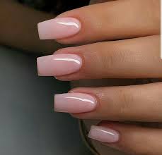 Tarde pero seguro otro video con esta tendencia que hasta que no me las vi en mis manos, la ame!! Unas Acrilicas Color Rosa Pastel Manicura De Unas Unas Postizas De Gel Unas De Gel Bonitas