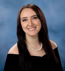 🎓 LHS VALEDICTORIAN & SALUTATORIANS 🎓 We send a very big congratulations  to Lebanon High School Valedictorian Caitlin Greer and Salutatorians Brady  Ballard and Avery Gill! Your dedication and commitment to excellence